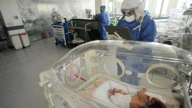 Colapso en Texas: hay 85 bebés con coronavirus