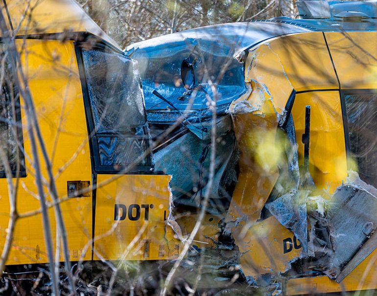 Una de las principales hipótesis sobre el choque de trenes en Dinamarca apunta a un error operativo en una vía de sentido único. Una de las principales hipótesis sobre el choque de trenes en Dinamarca apunta a un error operativo en una vía de sentido único.