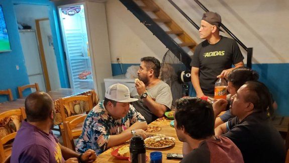 Le donaron colchones infestados con chinches al Refugio Cura Brochero