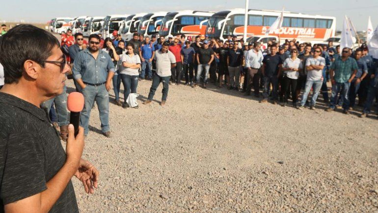 Petroleros lograron cerrar un acuerdo salarial con las operadoras de Vaca Muerta