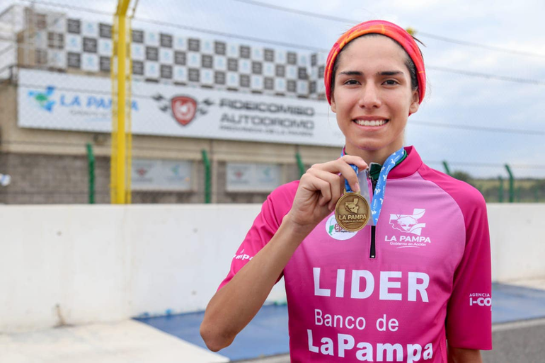 Agostina: las medallas y una historia de superación y lucha por la ...