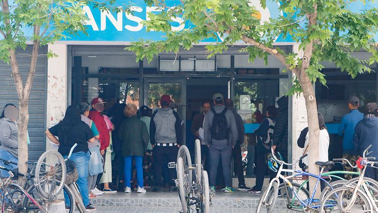 El gobierno asegura que las oficinas estarán abiertas.