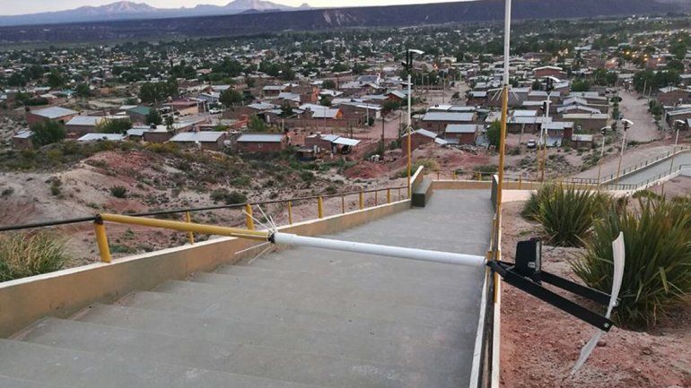 Rompieron las farolas del Cristo Patrono de Rincón de los Sauces