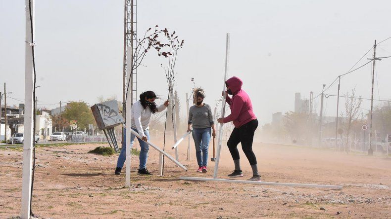 El Servicio Meteorológico Nacional (SMN) elevó la alerta climática que rige para casi toda la provincia. | LM Neuquen El Servicio Meteorológico Nacional (SMN) elevó la alerta climática que rige para casi toda la provincia.