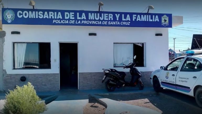 La Comisaría de Río Gallegos donde la madre de la menor abusada por su hermano mayor presentó la denuncia, en enero de 2020. La Comisaría de Río Gallegos donde la madre de la menor abusada por su hermano mayor presentó la denuncia, en enero de 2020. 