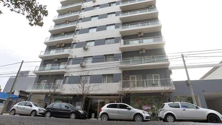 Millonaria deuda de luz en edificio de 102 departamentos: ¡Que se hagan cargo!