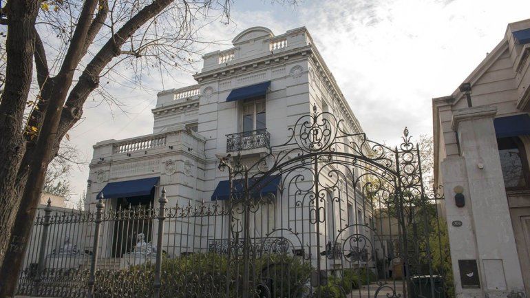 El instituto Zaldívar, un centro especializado de oftalmología mendocino