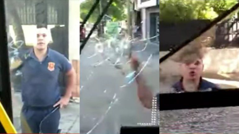 Video viral: un bombero destrozó el parabrisas de una colectivo con una barreta
