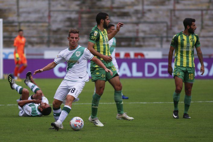 Giuliano Galoppo clavó un golazo que le dio el empate al Taladro. Giuliano Galoppo clavó un golazo que le dio el empate al Taladro.