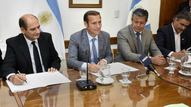 Forman una comisión regional para coordinar el transporte público