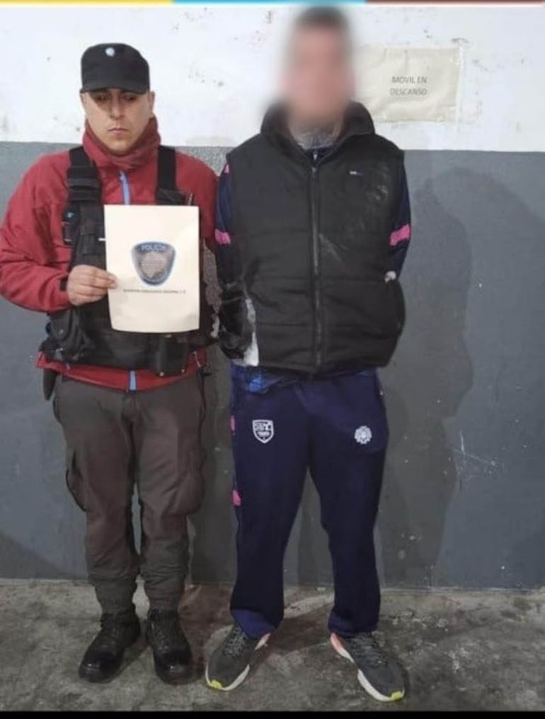 Alberto Enrique Alejandro Grasso Rivaldi, detenido por los destrozos a TN y eltrece. Alberto Enrique Alejandro Grasso Rivaldi, detenido por los destrozos a TN y eltrece.