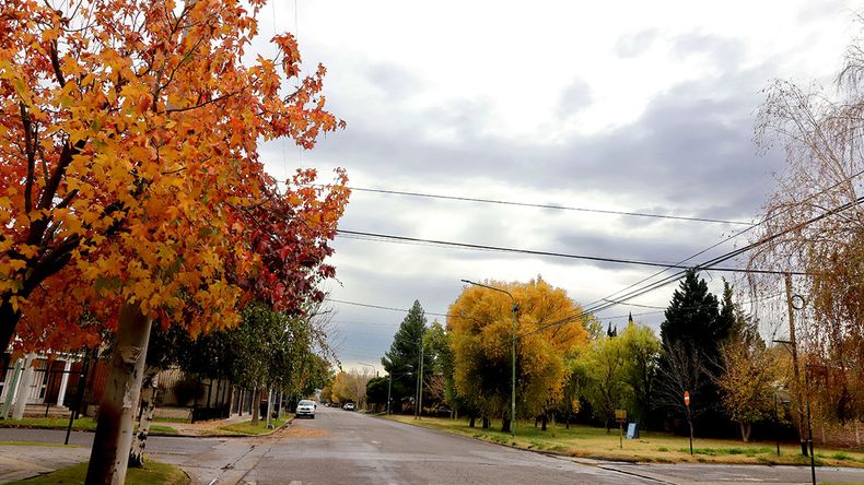 Después de un lunes primaveral en Neuquén: el martes llega con aire frío en Neuquén | LM Neuquen Después de un lunes primaveral en Neuquén: el martes llega con aire frío en Neuquén