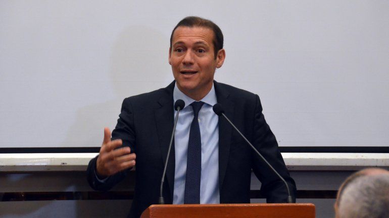 El gobernador se reunirá con el embajador y varios empresarios.