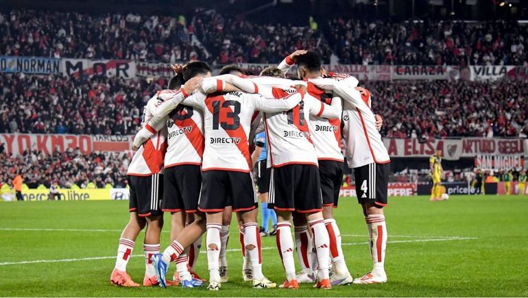 Sonríe Gallardo: quién es el futbolista de River que volvió a jugar tras estar ocho meses afuera por lesión