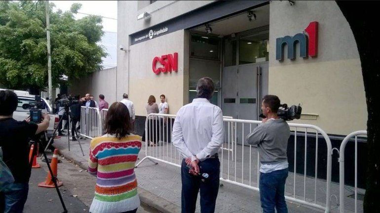 La sede de C5N también fue allanada ayer por orden judicial.