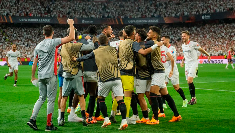 Europa League: el Sevilla de Acuña eliminó al United y clasificó a semis