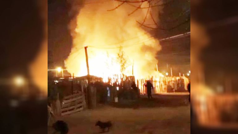 Trágico incendio en Allen: murieron una nena y su mamá