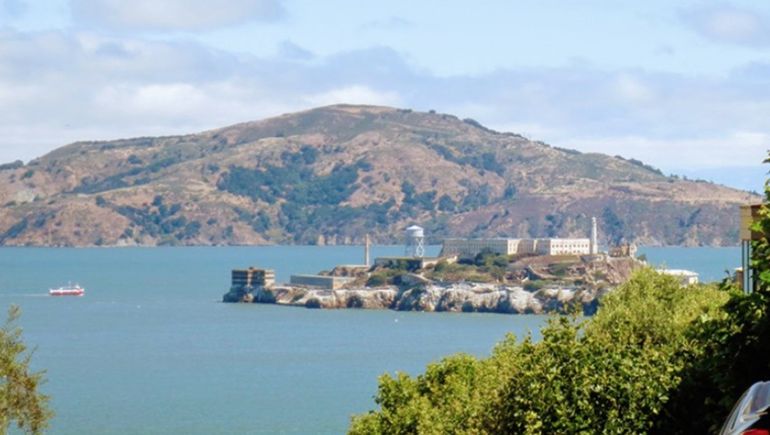 La inexpugnable cárcel de Alcatraz funcionó desde 1934 hasta 1963: ahora Trump ordenó reabrirla.