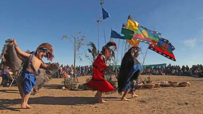 El Wiñoy Xipantv es un celebración tradicional de las comunidades. Representa el inicio del ciclo natural del año.