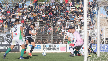 Cipolletti no pudo con Germinal en La Visera. Foto: Anahí Cárdona Cipolletti no pudo con Germinal en La Visera. Foto: Anahí Cárdona