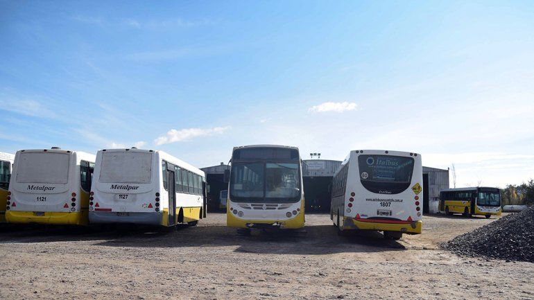 Una inspección de la UTA dejó sin colectivos al oeste