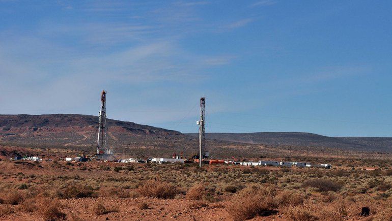 YPF rastrea shale oil al sur de Vaca Muerta, en Sierra Barrosa