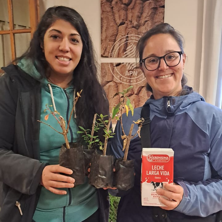 Entregaron especies nativas a cambio de más de 1300 alimentos no perecederos