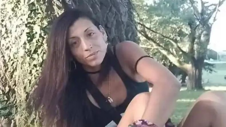 Más de 80 efectivos participan de un amplio operativo de búsqueda. | LM Neuquen Más de 80 efectivos participan de un amplio operativo de búsqueda.