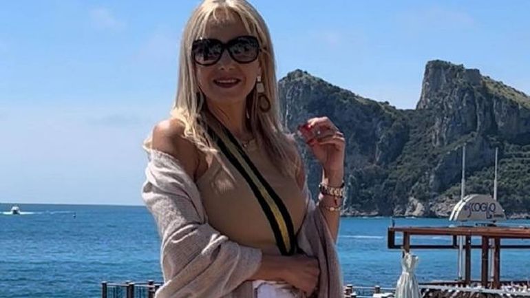 La empresaria argentina Mariana Mellino es dueña del campo donde se grabó El hotel de los famosos y del restaurante de Capri donde comenzó el romance con Antonio Banderas.  