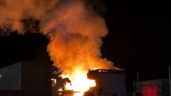 Una explosión y un incendio dejaron tres muertos, entre ellos un bebé. Una explosión y un incendio dejaron tres muertos, entre ellos un bebé.