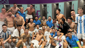 asi festejaron los jugadores en el vestuario el pase a la final del mundial asi festejaron los jugadores en el vestuario el pase a la final del mundial