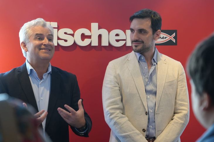 Eric Castanier, CEO de Fischer para Latinoamérica, y Nicolás Dángelo, director comercial de Equipel. Eric Castanier, CEO de Fischer para Latinoamérica, y Nicolás Dángelo, director comercial de Equipel.