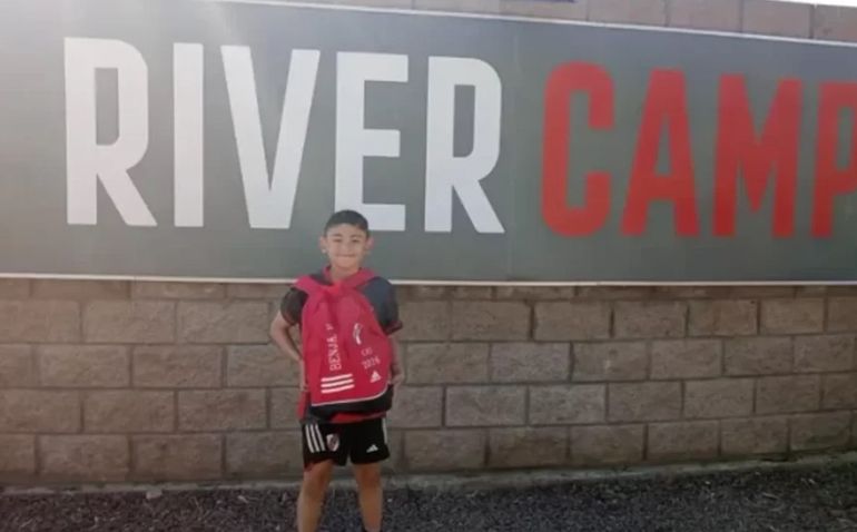 River Camp: Benja ya conoce el predio de River Plate. River Camp: Benja ya conoce el predio de River Plate.