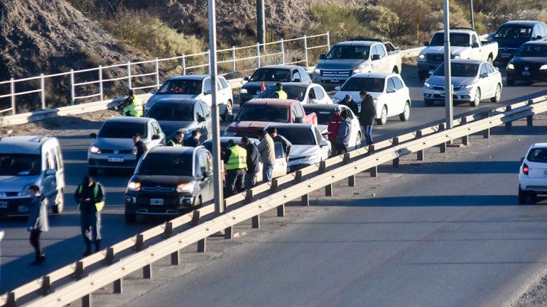 Un choque en cadena entre cinco autos complicó el tránsito en Ruta 7