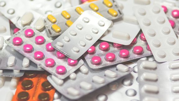 Exigen retirar de inmediato un medicamento de todas las farmacias del país