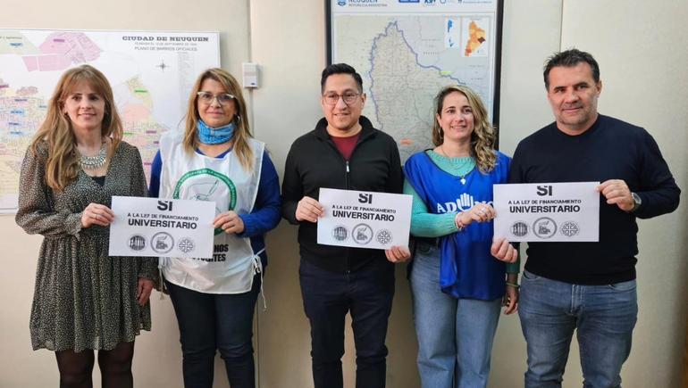 Legisladores del PJ con integrantes del sindicado docente ADUNC.