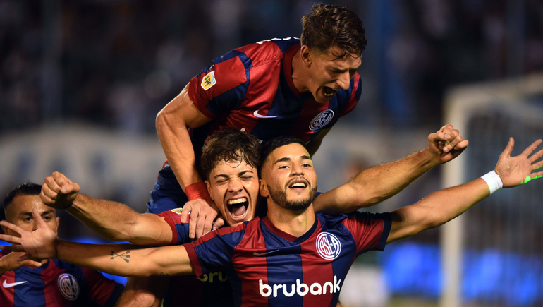 San Lorenzo le ganó a Atlético Tucumán y le pone presión a River