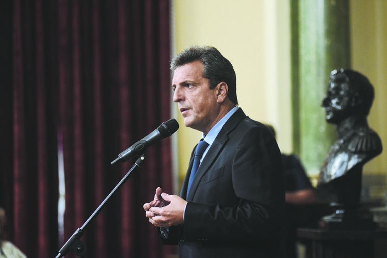 Sergio Massa, titular de la Cámara de Diputados, propone acuerdos.