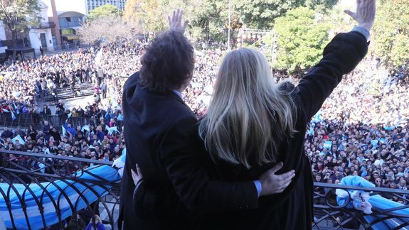 Milei solo puede ofrecer a sus seguidores más mistica. Los resultados todavía van a demorar un poco