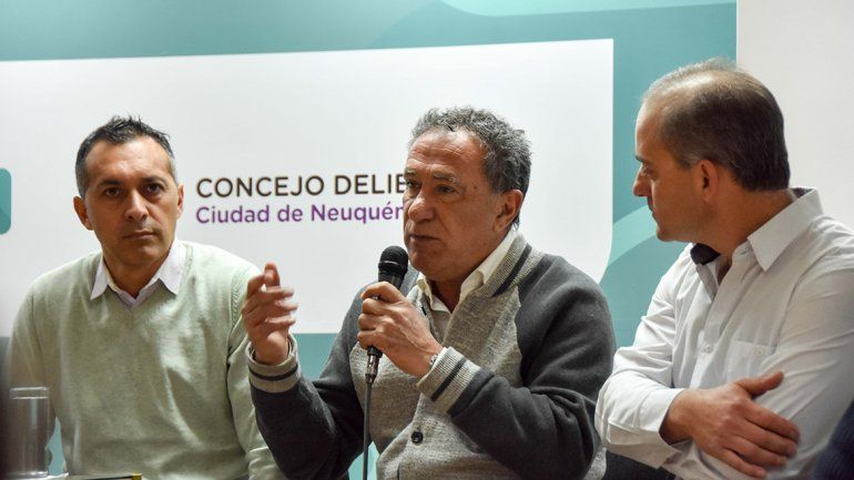 Nace un frente entre Ciapponi, el PJ y UNE para competir en la ciudad