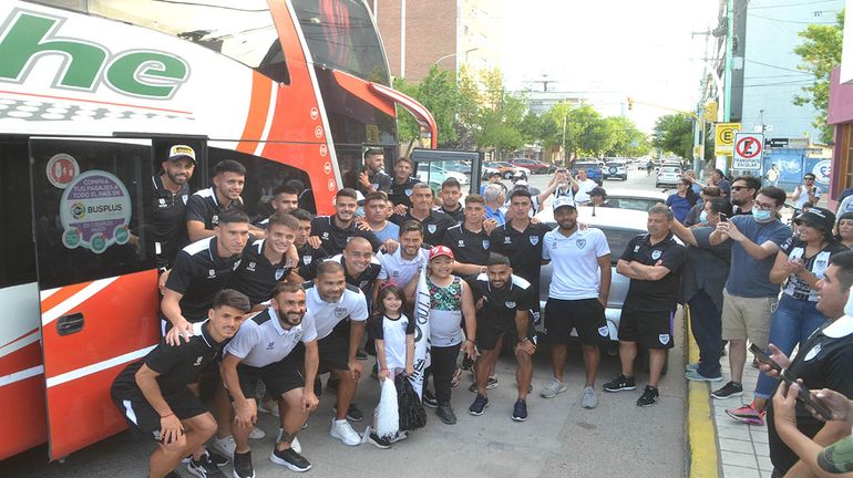 El plantel completo de Cipo que viajó a Río Cuarto.