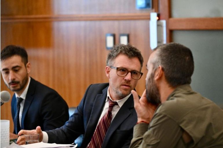 El abogado Federico Ruffa y su defendido, Ricardo La Regina. El abogado Federico Ruffa y su defendido, Ricardo La Regina. 