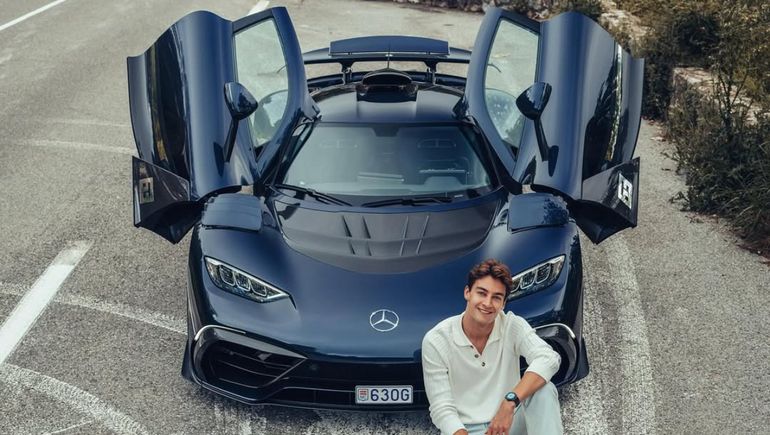 George Russell y el Mercedes-Benz AMG One. Foto: Instagram @georgerussell63.