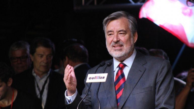 Chilenos locales votaron al candidato oficialista sobre Piñera