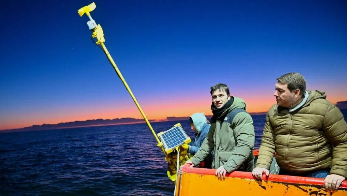 Rawson: instalaron una boya oceanográfica para anticipar las marejadas que destruyen la costa