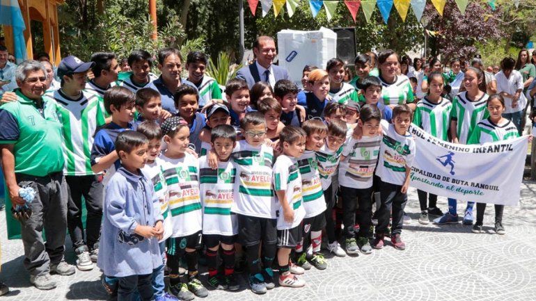 Gutiérrez anunció la ampliación del hospital de Buta Ranquil