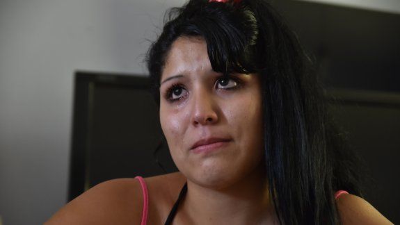 Magnoliia sobrevivió al ataque. Javier hizo de escudo para que el agresor no lastimara al hijo de dos años que estaba allí. Alejandro Lagos cumple la preventiva.&nbsp;