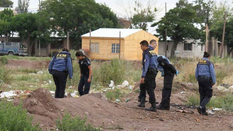 Matan de un tiro a un nene abandonado por su madre