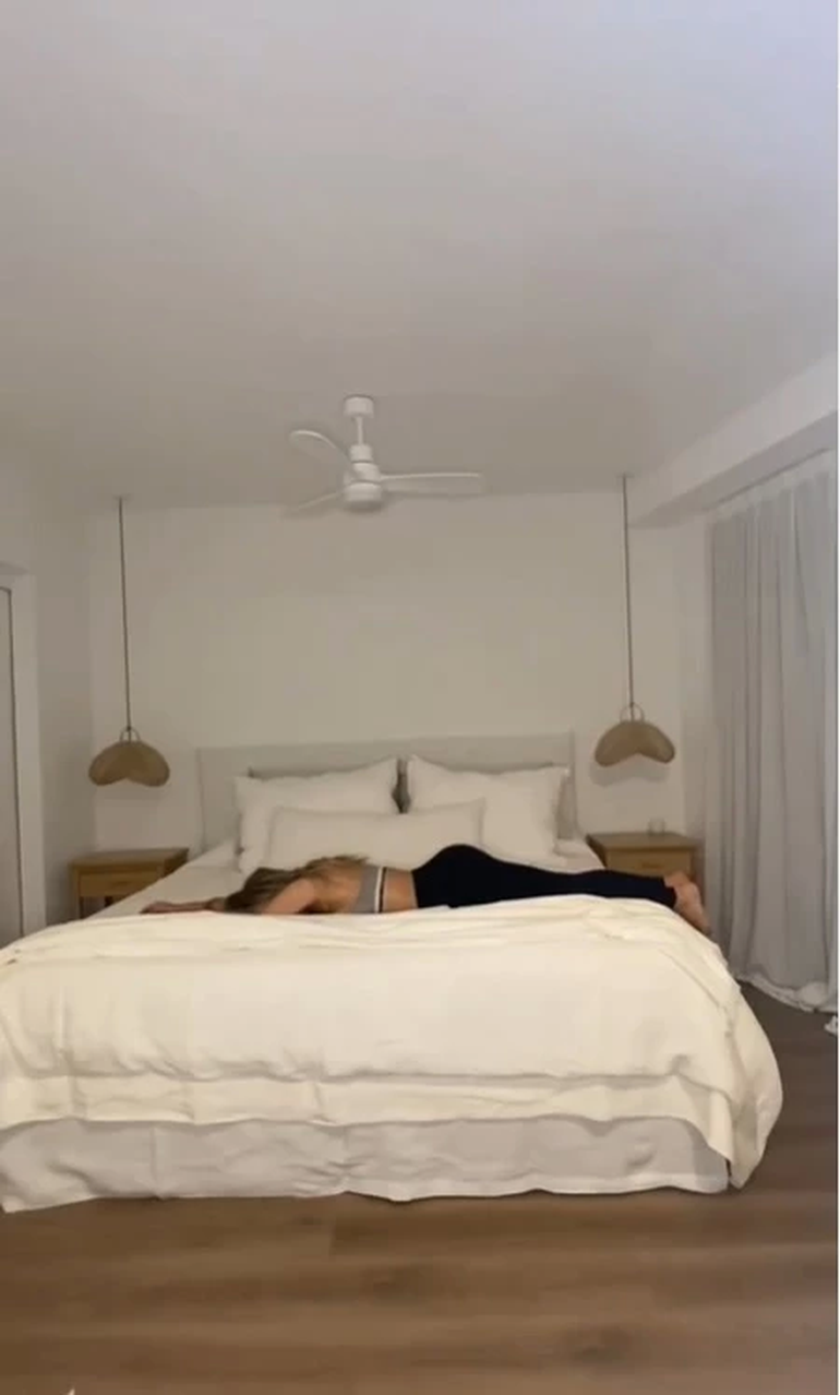 Las fotos de Laurita Fernández en su remodelada habitación