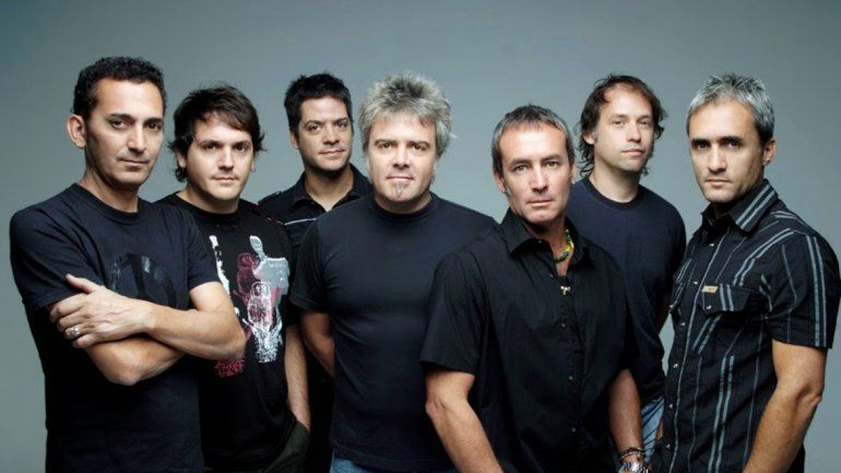 Con Los Pericos, Juanchi Baleirón volvió a Comodoro Rivadavia en 1988. Con Los Pericos, Juanchi Baleirón volvió a Comodoro Rivadavia en 1988.